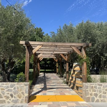 V Sattui Winery - Wineries Near Me - Saint Helena, California V Sattui Winery - Wineries Near Me - Saint Helena, California