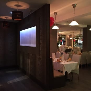 Amaia Restaurant - Indian Near Me - Wakefield, XWY