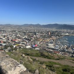 La Jolla Beach Camp - Ensenada city view