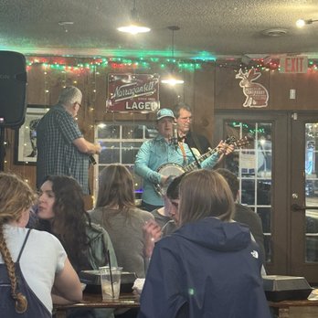Hillside Hangout - Music - Beer Gardens Near Me - Mt. Juliet, Tennessee Hillside Hangout - Music - Beer Gardens Near Me - Mt. Juliet, Tennessee