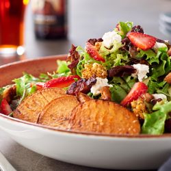 TownHall - Harvest Salad