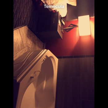 Hampton Inn & Suites Temecula - Hotels Near Me - Temecula, California