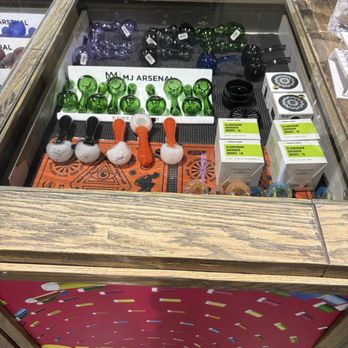 From the Earth Dispensary & Weed Delivery Santa Ana - Cannabis Clinics Near Me - Santa Ana, California