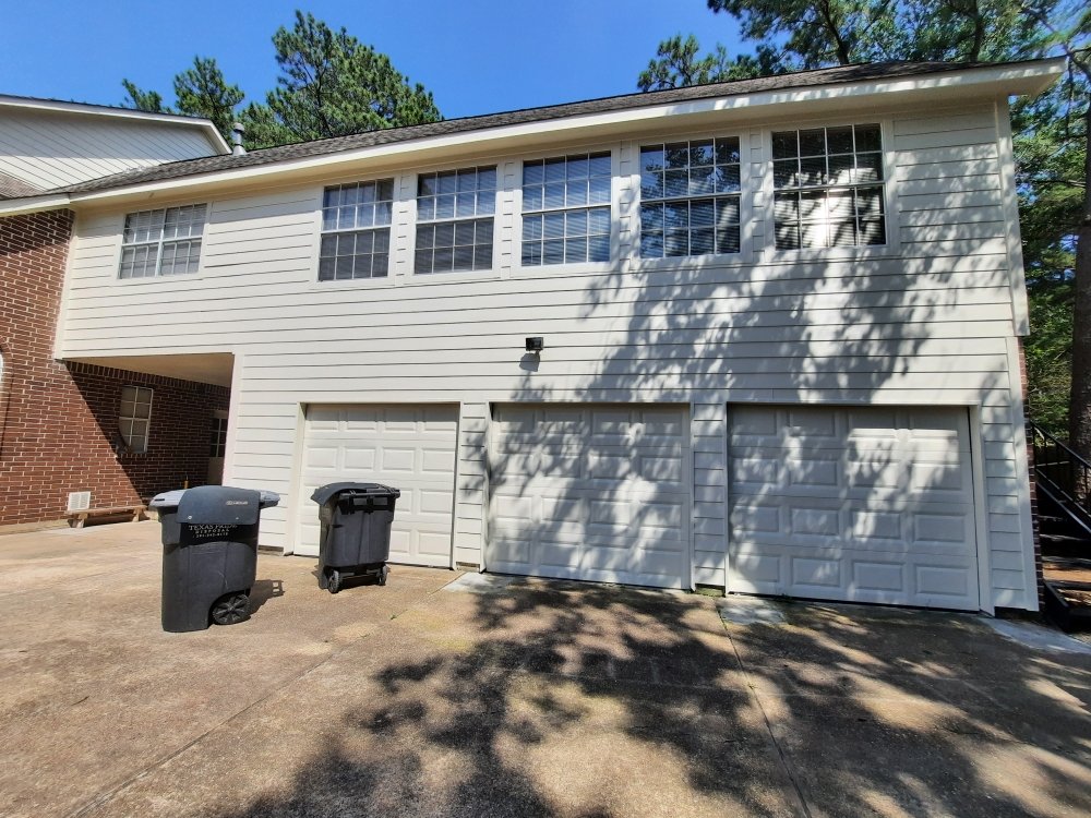 Slide of Hernandez Roofing & Siding