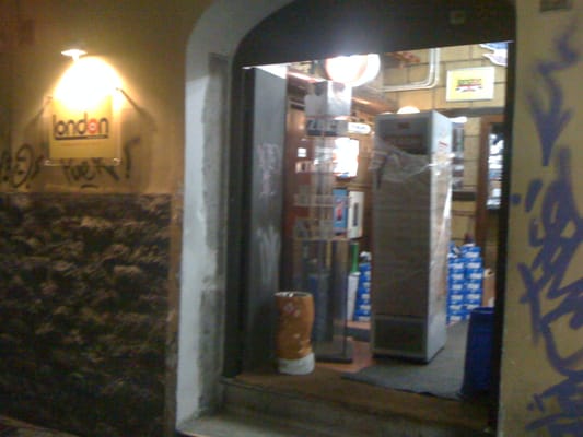 London Store by null