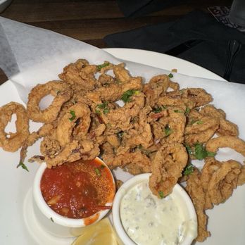 Yard House - Fried Calamari - Bars Near Me - Sunrise, Florida Yard House - Fried Calamari - Bars Near Me - Sunrise, Florida