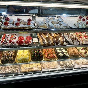 The Italian Bakery - a variety of pastries on display - Bakeries Near Me - Barrie, Ontario The Italian Bakery - a variety of pastries on display - Bakeries Near Me - Barrie, Ontario