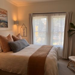 Jacksonville's Magnolia Hotel - More views of rooms.