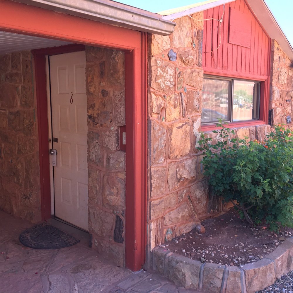 Cliff Dwellers Lodge - Entry way to room - Rafting/Kayaking Near Me - Marble Canyon, Arizona