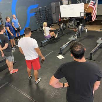Streamline Fitness - Coach Led Class - Gyms Near Me - Cedar Park, Texas Streamline Fitness - Coach Led Class - Gyms Near Me - Cedar Park, Texas