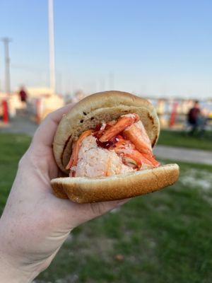 Abbott's Lobster In the Rough (Noank) by null