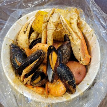 H Crab - Combo A: Mussels, Shrimp, and Crab legs - Cajun/Creole Near Me - Flushing, New York H Crab - Combo A: Mussels, Shrimp, and Crab legs - Cajun/Creole Near Me - Flushing, New York