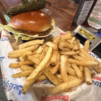 Lucky Beaver Bar & Burger - Jalapeno on top.  Bravo. - Sports Bars Near Me - Stateline, Nevada