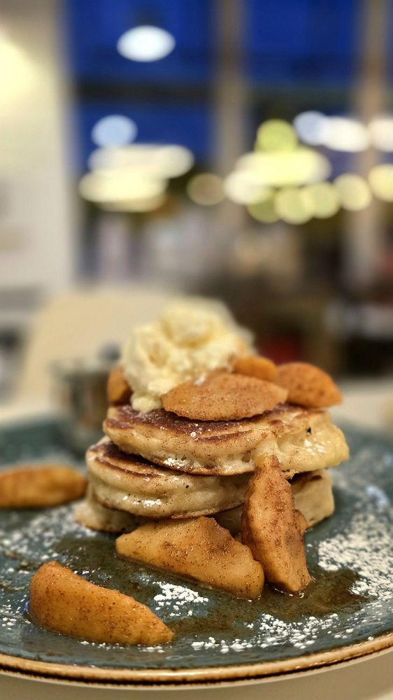 OEB Breakfast Co. - Yaletown