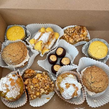The Hive - Fall dessert box - Breakfast & Brunch Near Me - Erlanger, Kentucky