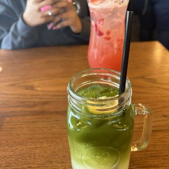 Another Broken Egg Cafe - Yuzu Matcha Strawberry Lemonade Spritzer - Breakfast & Brunch Near Me - Brandywine, Maryland