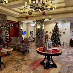 1000 Islands Harbor Hotel - Lobby