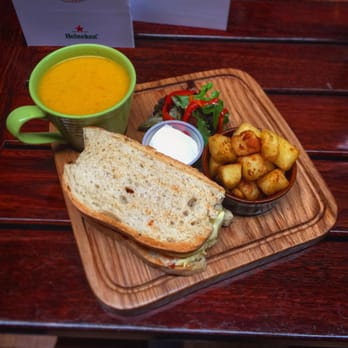 The Market Bar - Tortellini sandwich & carrot+coriander soup & patatas bravas - Bars Near Me - Dublin, D