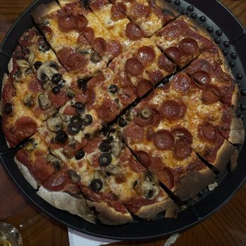 Louie's - Pep, olive, and mushroom! - Dive Bars Near Me - Dallas, Texas
