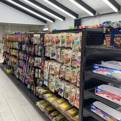 Newport Shores Wine & Spirits