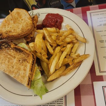 Joe's Cafe - Spicy chicken sandwich - American Near Me - Santa Barbara, California Joe's Cafe - Spicy chicken sandwich - American Near Me - Santa Barbara, California