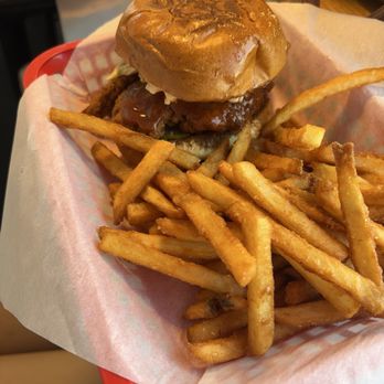 Dream Creamery - Fried Chicken Sandwich Basket - Ice Cream & Frozen Yogurt Near Me - Minneapolis, Minnesota