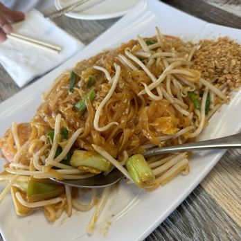 Chili Tango Thai Cuisine - Thai Near Me - Covina, California