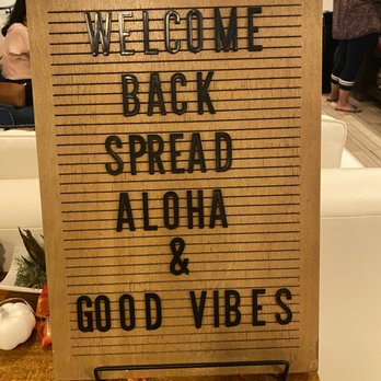 Vive Hotel Waikiki - Cute sign for breakfast - Hotels Near Me - Honolulu, Hawaii Vive Hotel Waikiki - Cute sign for breakfast - Hotels Near Me - Honolulu, Hawaii