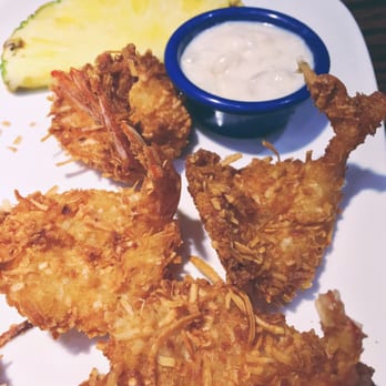 Red Lobster - Coconut shrimp appetizer! The sauce seems to contain pineapples and mayonnaise. - Seafood Near Me - Toronto, Ontario Red Lobster - Coconut shrimp appetizer! The sauce seems to contain pineapples and mayonnaise. - Seafood Near Me - Toronto, Ontario
