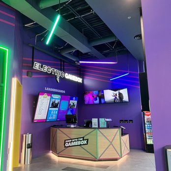Immersive Gamebox - 9+CO Denver - Virtual Reality Centers Near Me - Denver, Colorado Immersive Gamebox - 9+CO Denver - Virtual Reality Centers Near Me - Denver, Colorado