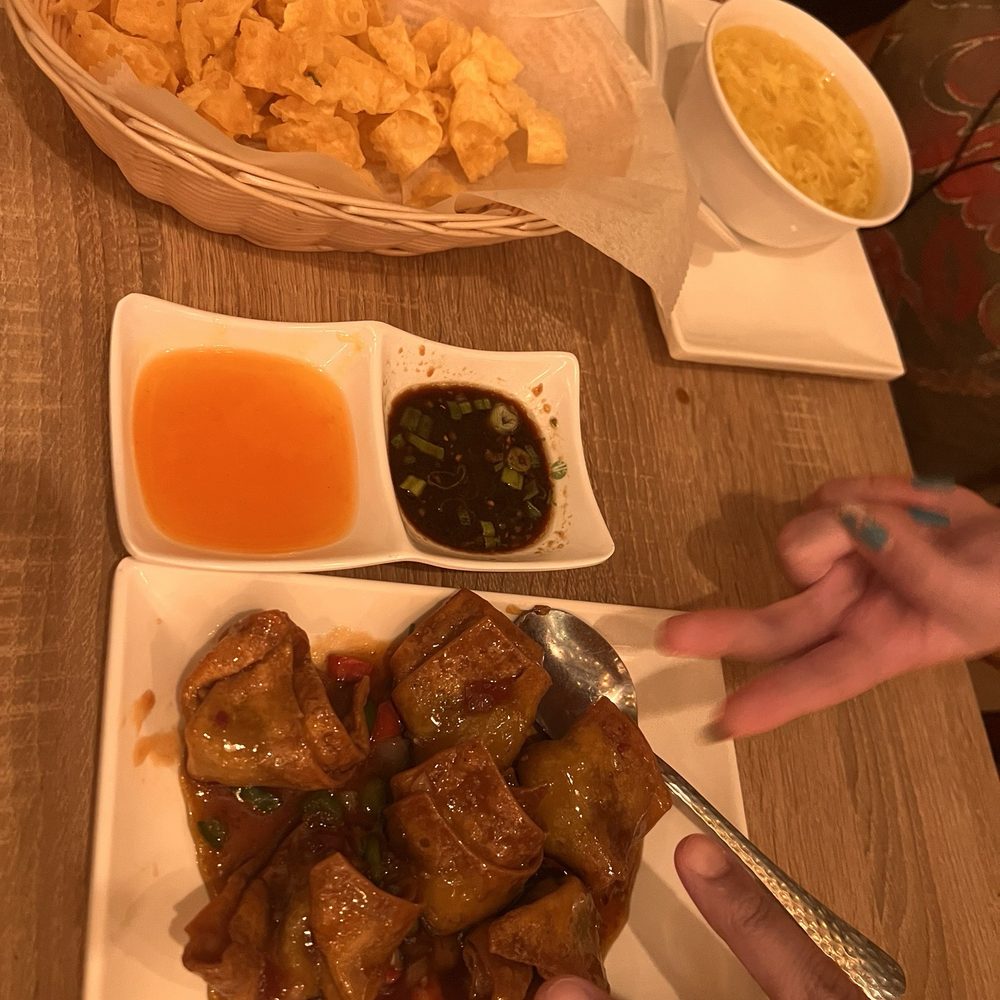 Bambu Pan Asian Kitchen - Pan Asian Near Me - North Miami Beach, Florida
