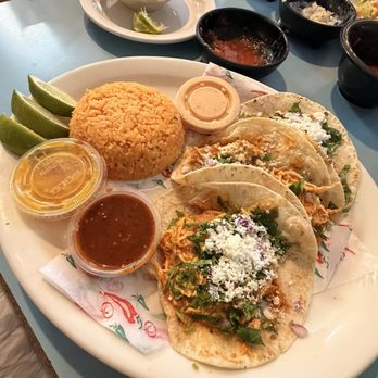 Los Girasoles - Spicy Tinga - Mexican Near Me - Kent, Ohio