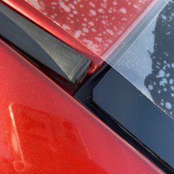 California Auto Glass - Hot out the shop first thing I noticed a chip in the corner "suppliers fault"