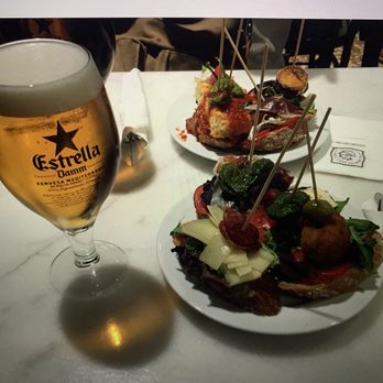 El Drac de Sant Jordi - Tapas and beer included in the €10 meal deal. - Cafeteria Near Me - Barcelona, B