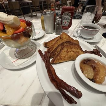 Junior's - French toast with bacon and a fruit cup - Breakfast & Brunch Near Me - Las Vegas, Nevada Junior's - French toast with bacon and a fruit cup - Breakfast & Brunch Near Me - Las Vegas, Nevada
