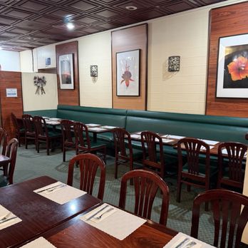 Thai Original BBQ - Interior shot - Thai Near Me - Glendale, California Thai Original BBQ - Interior shot - Thai Near Me - Glendale, California