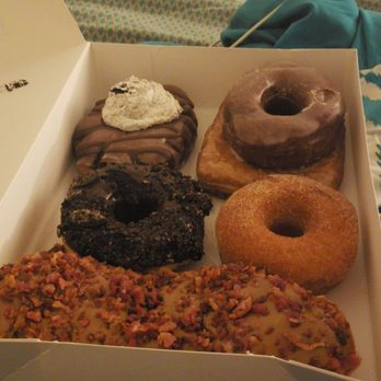 Donut King - Maple bacon bar, cinnamon sugar, oreo, hidden cronut and a chocolate glazed on top and then a chocolate with oreo whipped topping!!! - Donuts Near Me - Winter Park, Florida