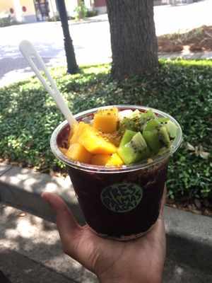 Tres Palmas Acai by null