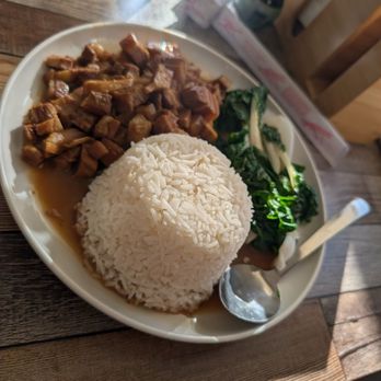 Sakura Grill - Braised beef rice - Barbeque Near Me - El Monte, California
