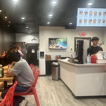 Kimchi Red - Looking towards the back of the restaurant - Korean Near Me - Alpharetta, Georgia