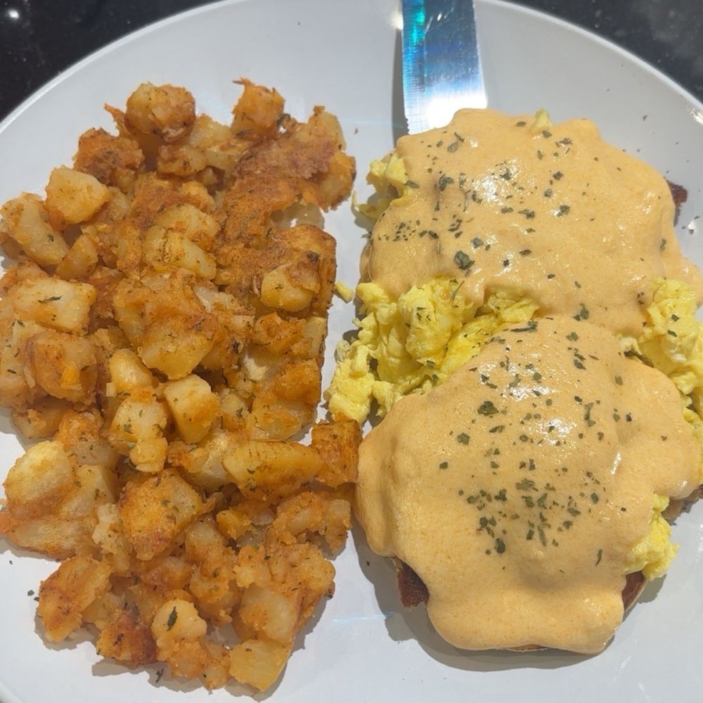 Conyers Restaurant Bar & Grill - Maryland Eggs Benedict - Breakfast & Brunch Near Me - Conyers, Georgia