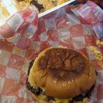 7th Street Burger Downtown Brooklyn - Burgers Near Me - Brooklyn, New York 7th Street Burger Downtown Brooklyn - Burgers Near Me - Brooklyn, New York