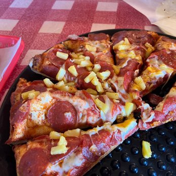 Mike's Pizza - Pineapple, pepperoni pizza - Pizza Near Me - Angels Camp, California Mike's Pizza - Pineapple, pepperoni pizza - Pizza Near Me - Angels Camp, California
