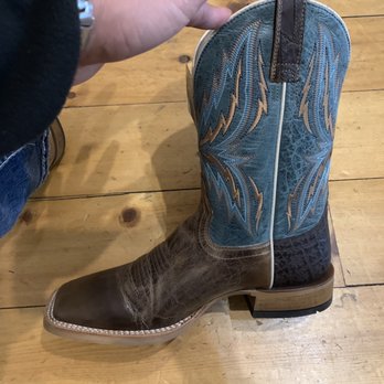 Boot Outlet - Ariat Men's Boot - Shoe Stores Near Me - Gulfport, Mississippi