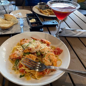 Burtons Grill & Bar - Lobster and shrimp pasta was good - New American Near Me - Boca Raton, Florida