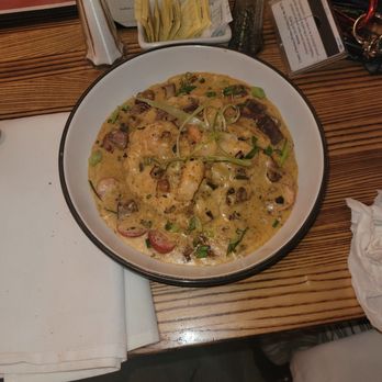 Tarrant's West - Shrimp and grits - American Near Me - Richmond, Virginia Tarrant's West - Shrimp and grits - American Near Me - Richmond, Virginia