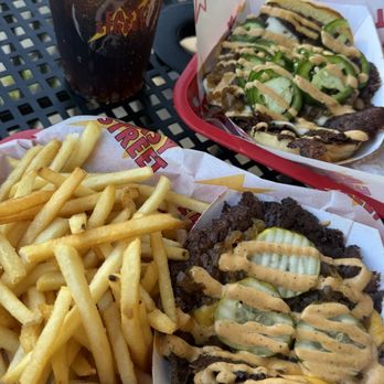 Easy Street Burgers - DOUBLE DOUBLE and JALAPENO MONSTER - Burgers Near Me - Studio City, California Easy Street Burgers - DOUBLE DOUBLE and JALAPENO MONSTER - Burgers Near Me - Studio City, California