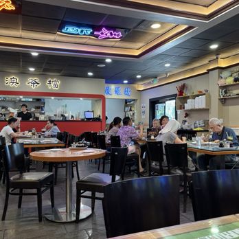 HK Macau Bistro - Hong Kong Style Cafe Near Me - San Gabriel, California HK Macau Bistro - Hong Kong Style Cafe Near Me - San Gabriel, California