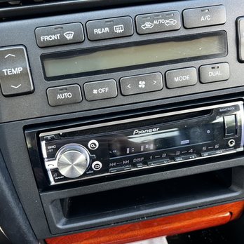 Oakland Hi-Fi - Disconnected A/C unit - Car Stereo Installation Near Me - Oakland, California