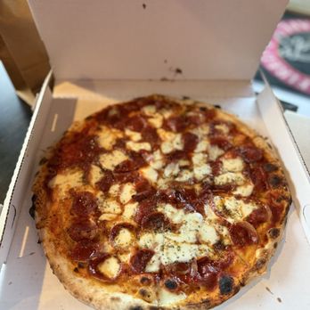 Billy Bricks - Naperville - Pizza Near Me - Naperville, Illinois
